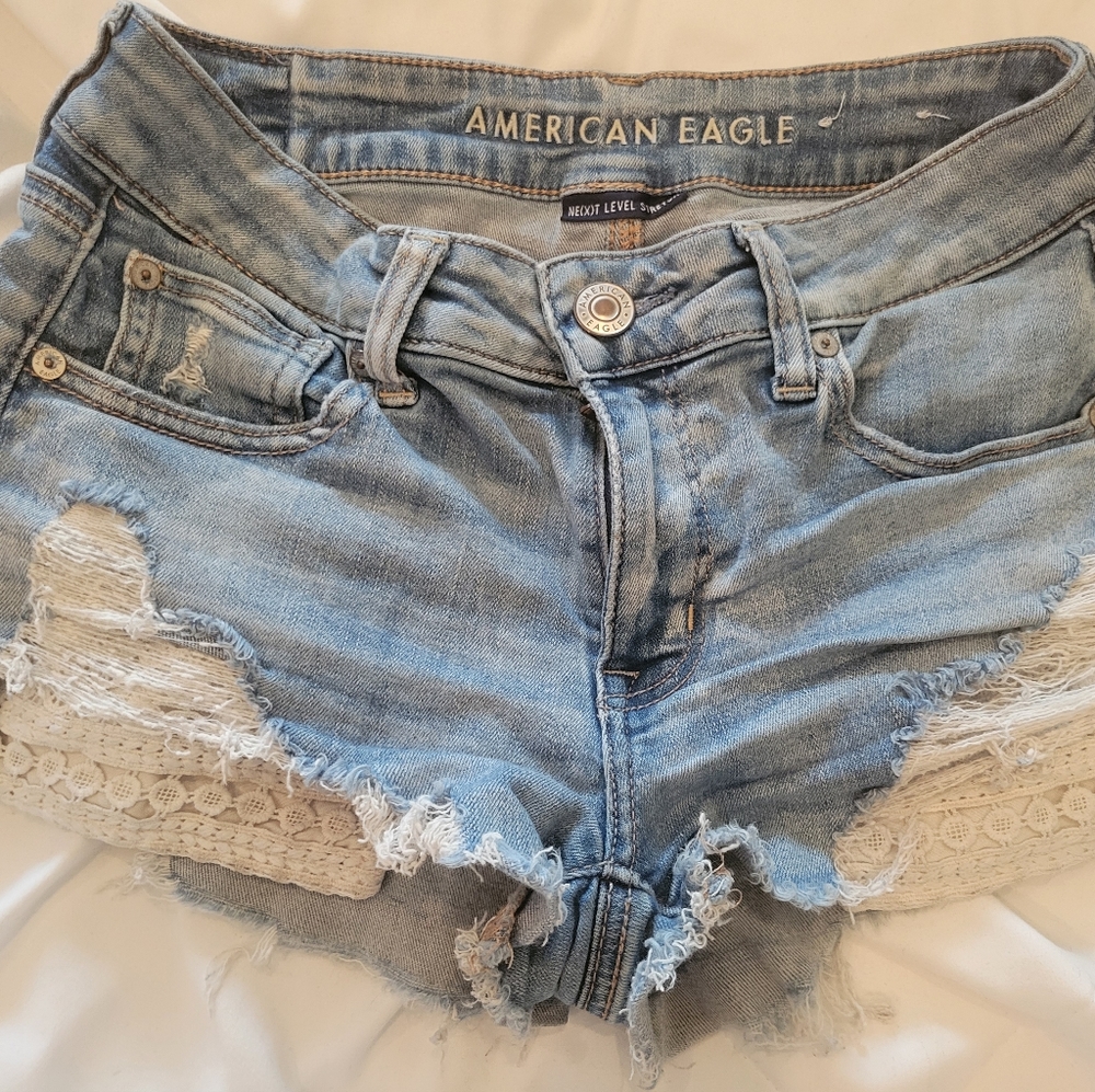 American eagle jean shorts , size 4